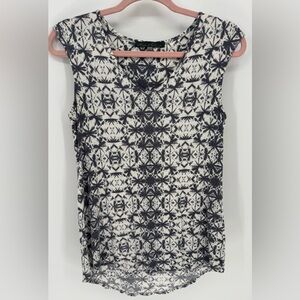 Rose + Olive Women's Sleeveless Tye Dye Blouse